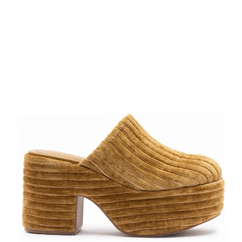 Miso Platform Clog In Latte Velvet