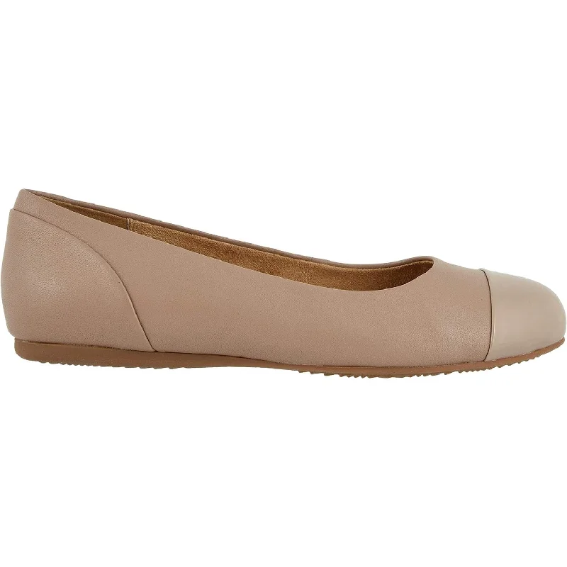 Women's SoftWalk Sonoma Cap Toe Taupe Leather